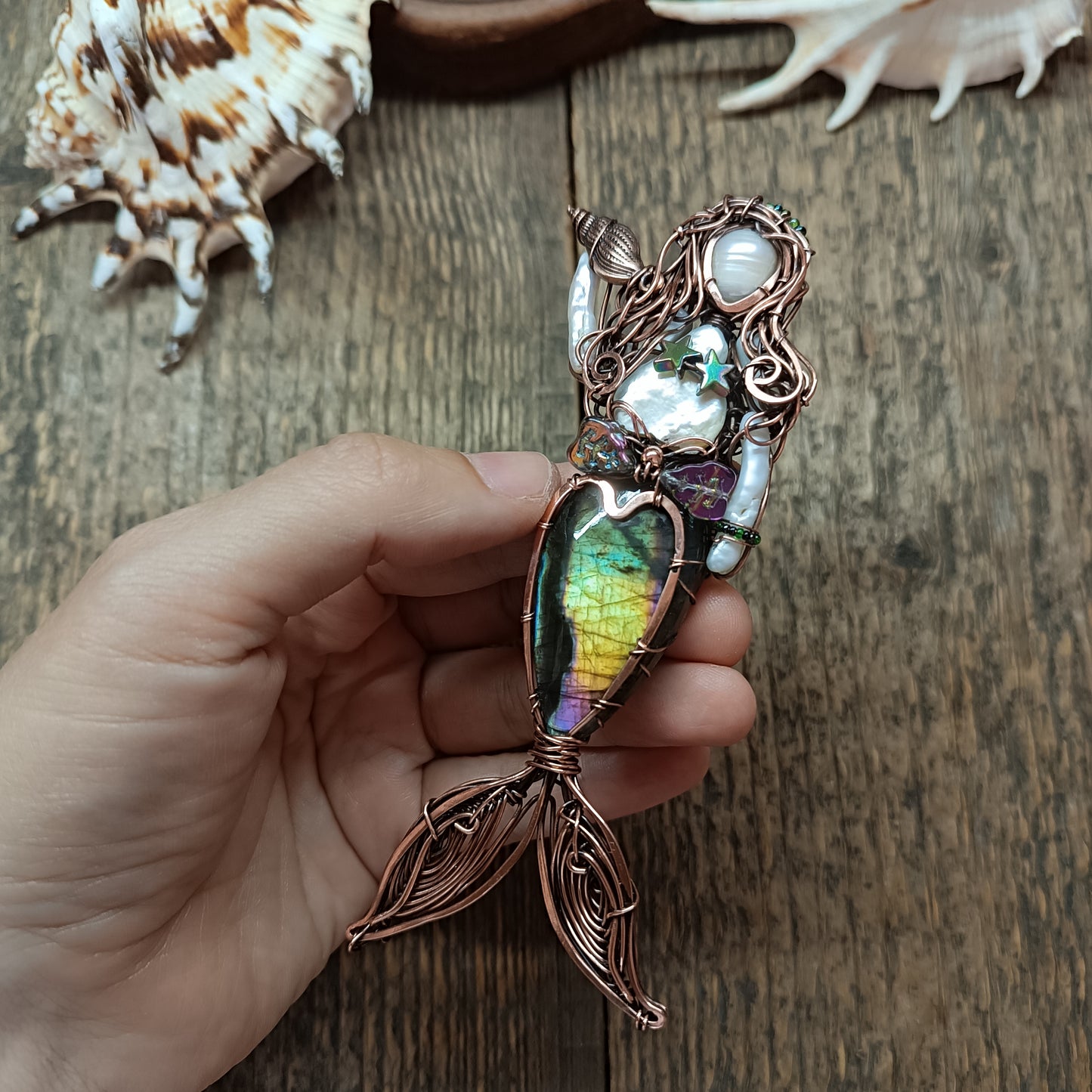 The Goddess of the sea. Mermaid necklace💚💛💜🧜