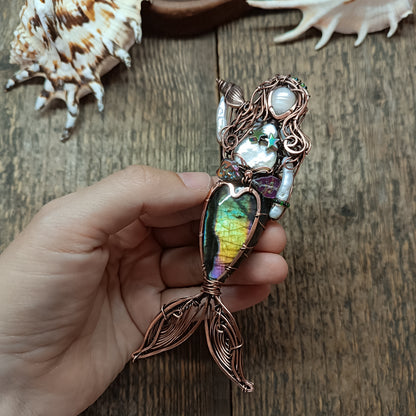 The Goddess of the sea. Mermaid necklace💚💛💜🧜