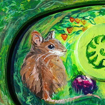 Garden mouse. Hand painted jewelry box.