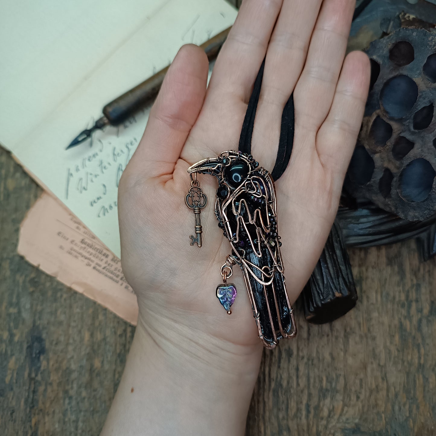 Wise secret keeper. Raven necklace.