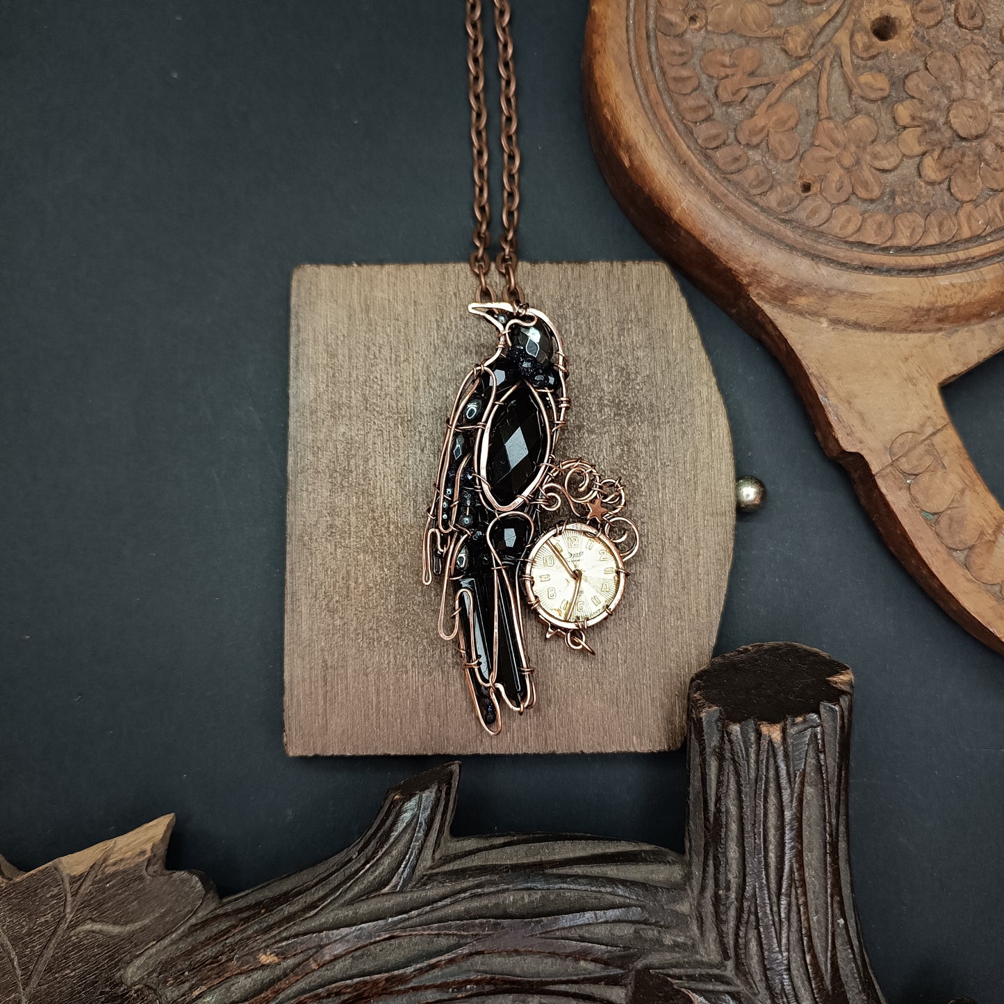 Raven and clock necklace 🐦‍⬛🕦