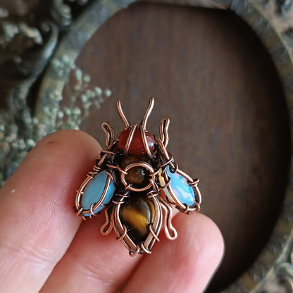 Cloudy sky wings bee PIN