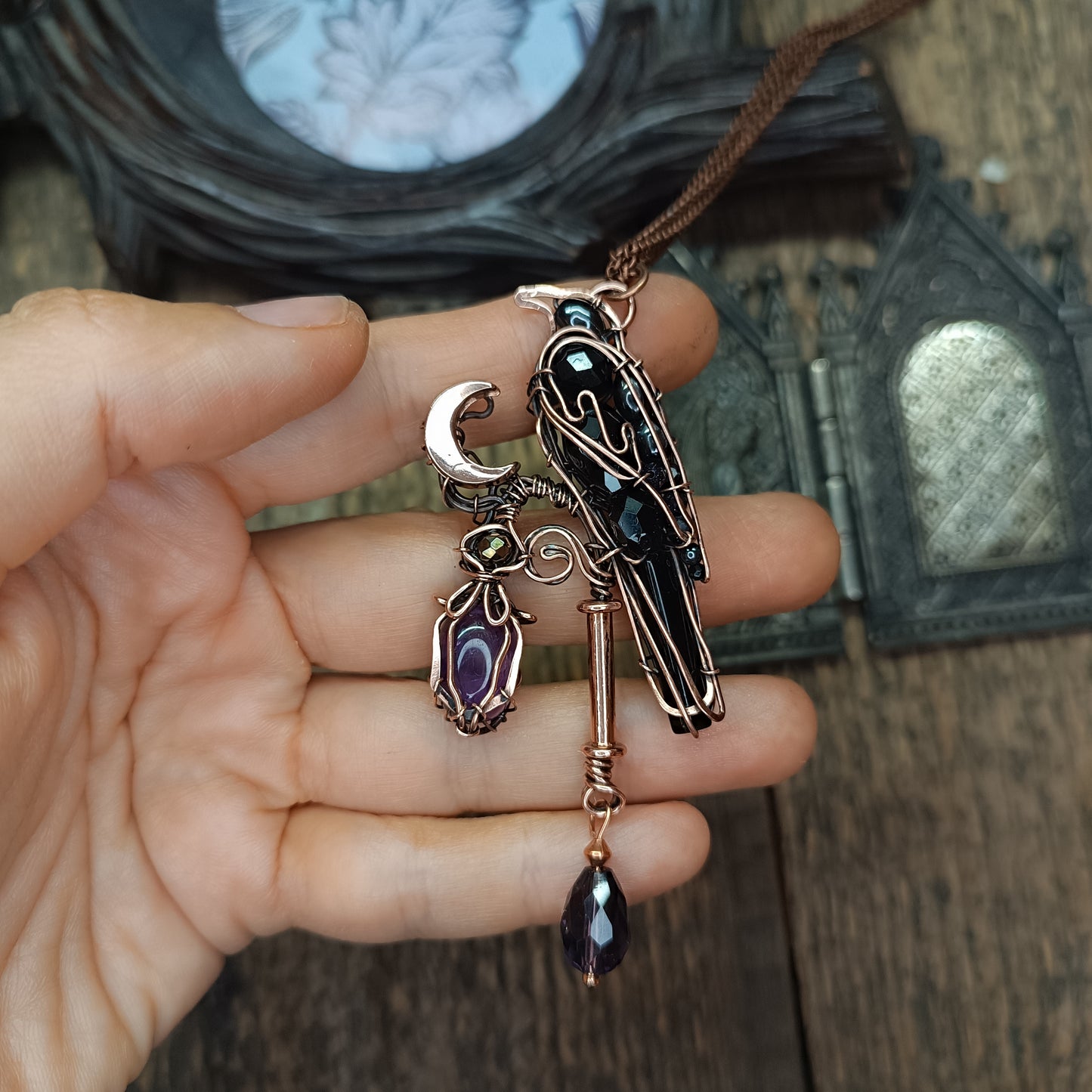 Raven on amethyst lantern necklace 🐦‍⬛💜