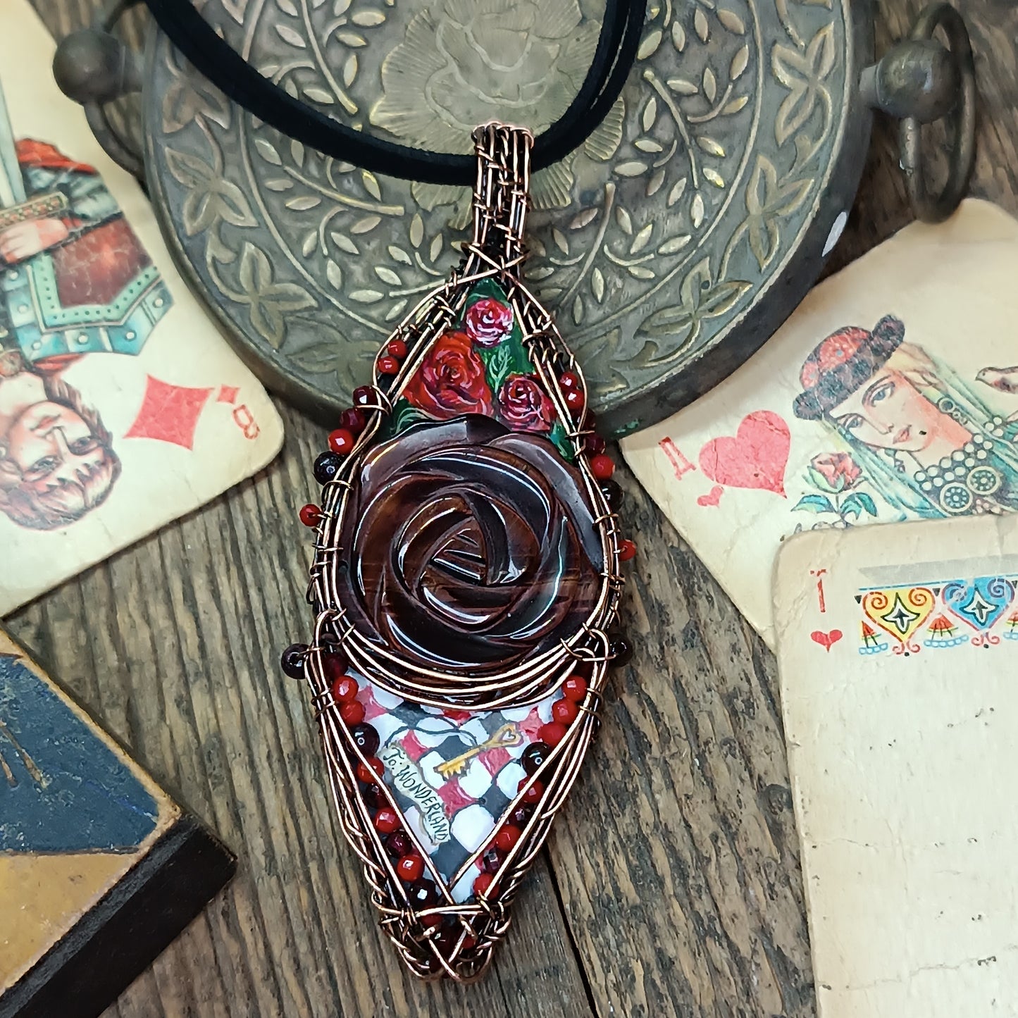 Queen of hearts necklace.
