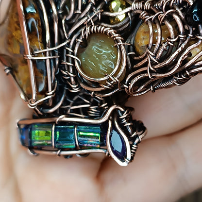 Yello lab necklace