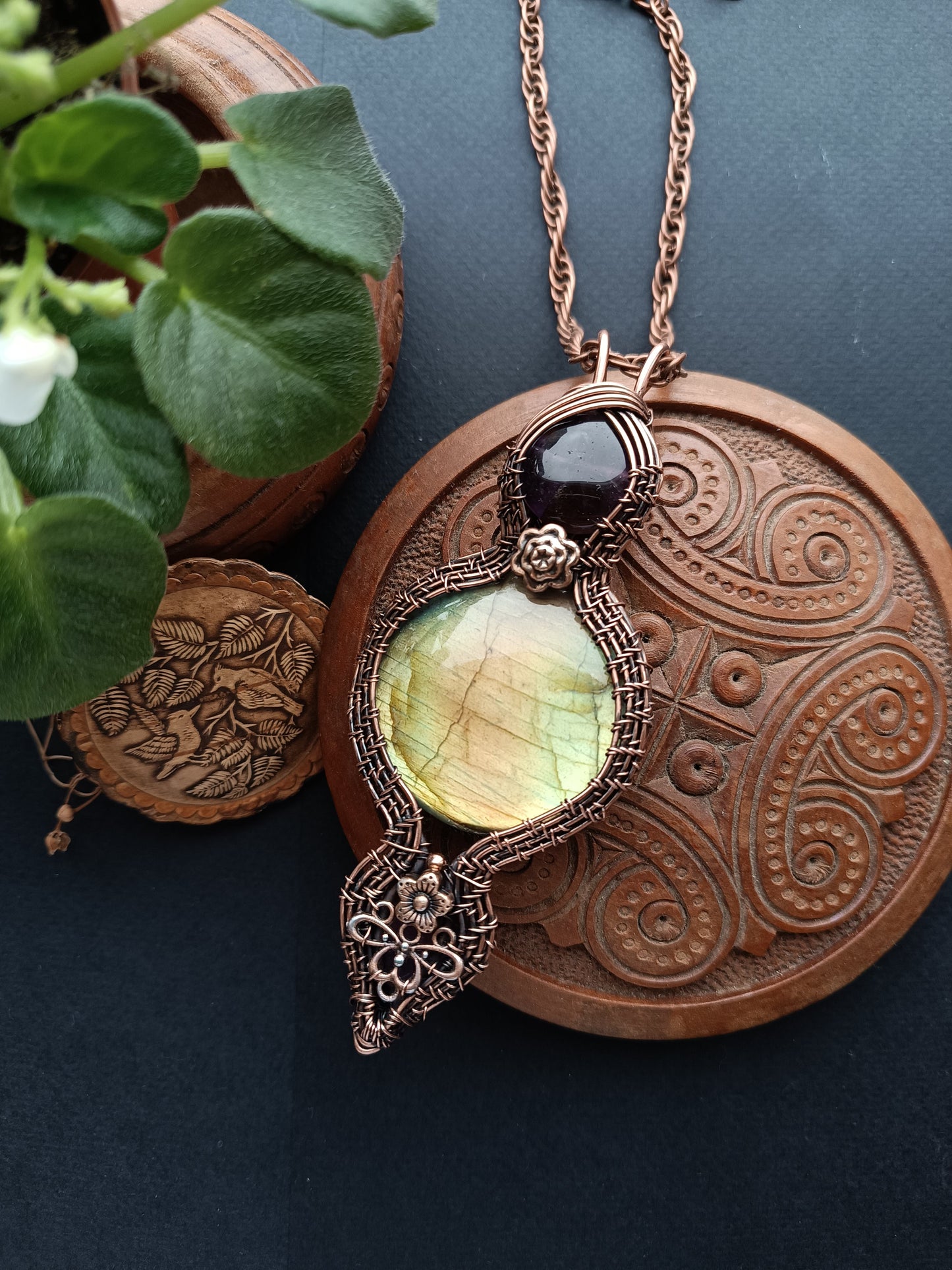 Reversible green labradorite Tree of life necklace.