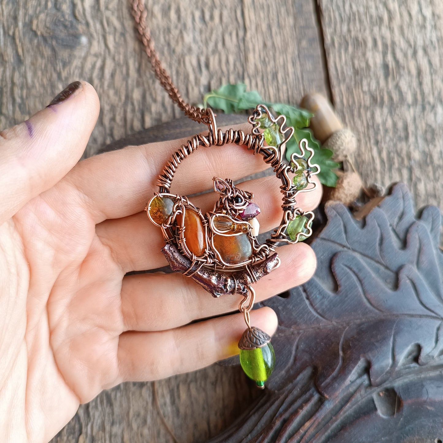 Cute squirrel on the oak tree. necklace 🍂