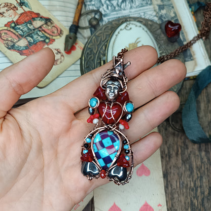 Queen of hearts necklace❤️👑