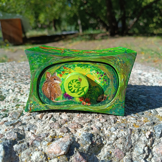 Garden mouse. Hand painted jewelry box.