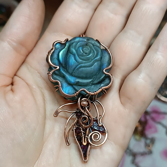 Empress rose pendant