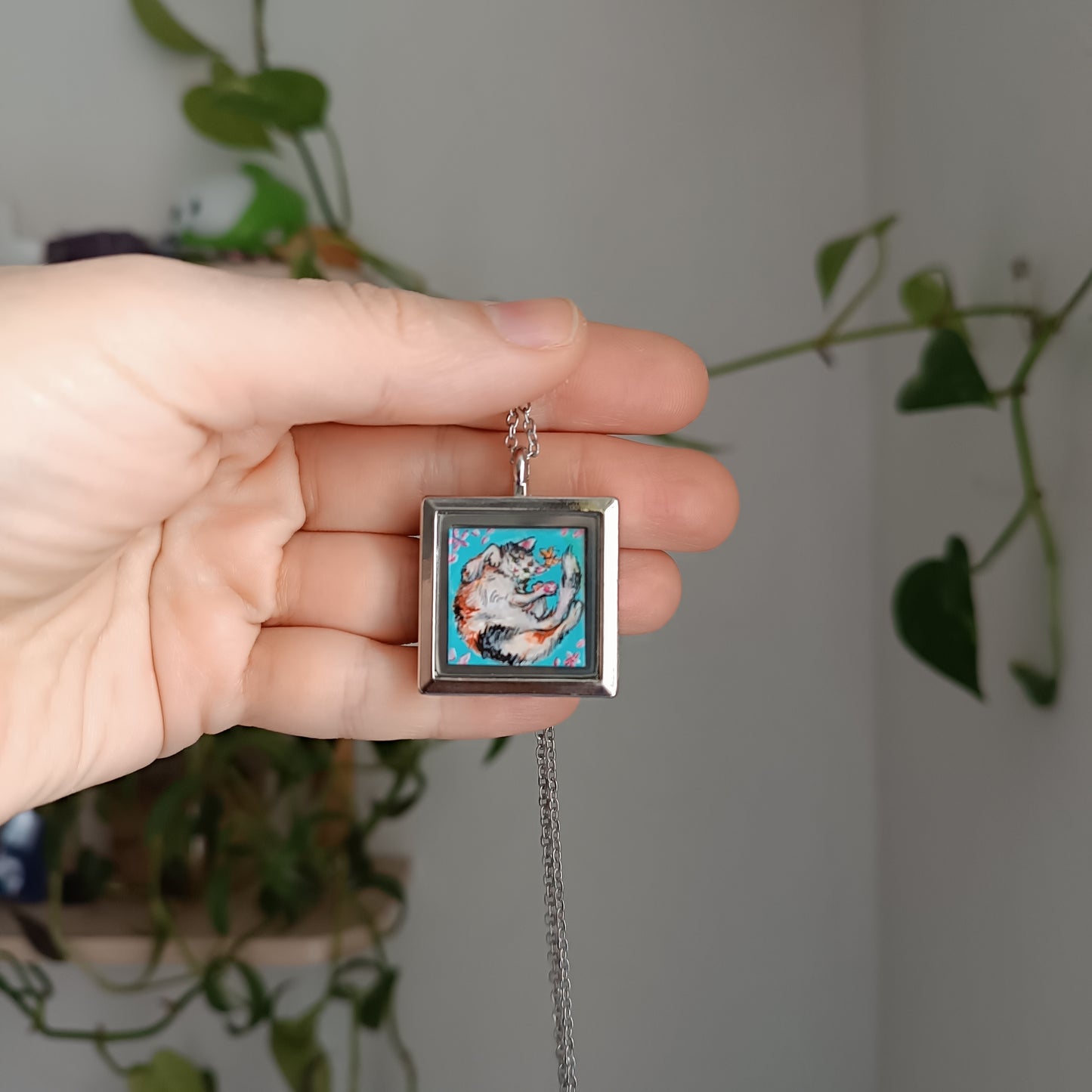 Sakura cats enjoying life🌸Hand painted pendant