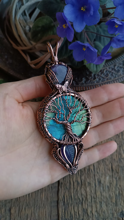 Tree of life necklace with labradorite and amethysts.