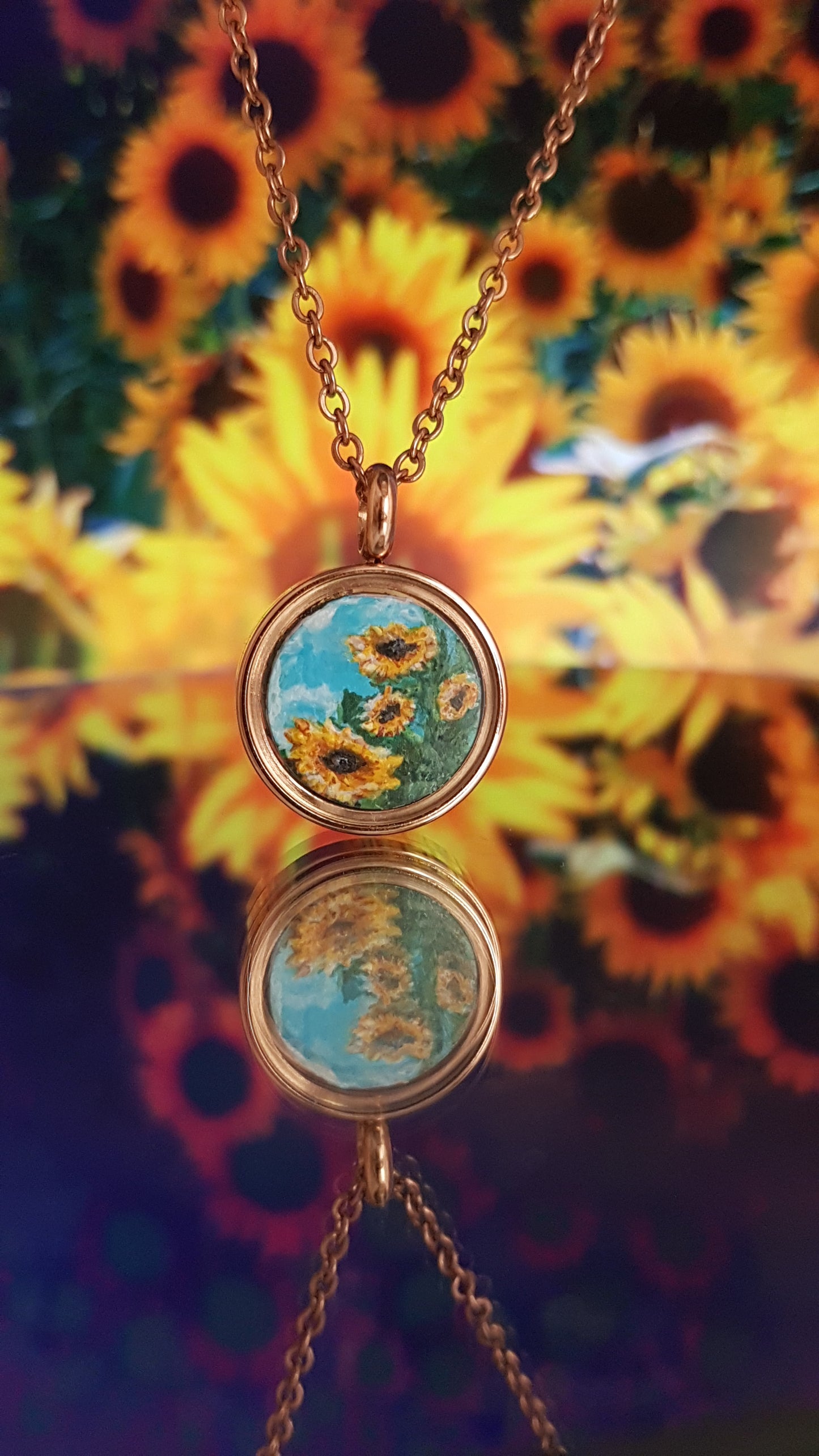 Bee and sunflowers. Double sided mini painted charm.