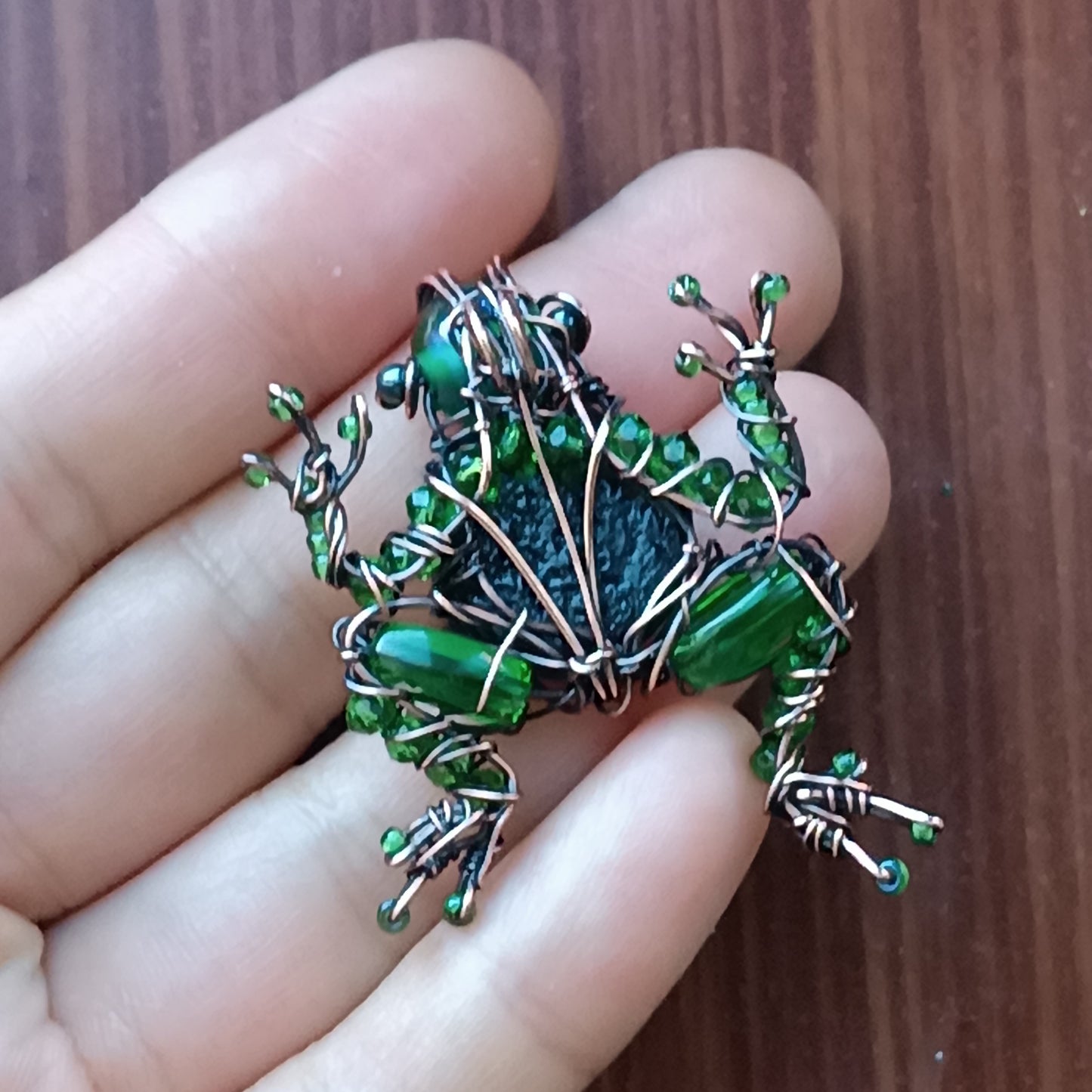 Froggy pendant
