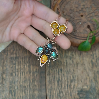 💛🐝 Linden honeycomb bee necklace.