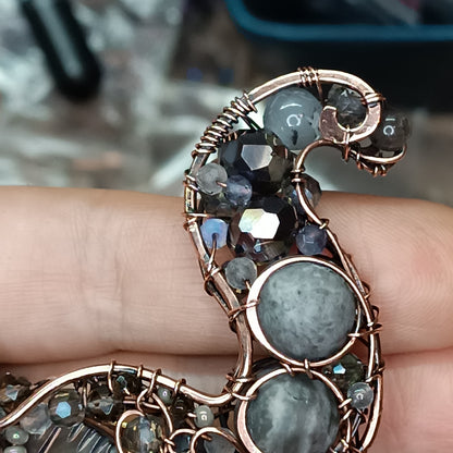 Grey kitty brooch/pendant. (2 in 1)