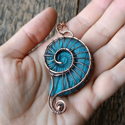 Labradorite shell necklace
