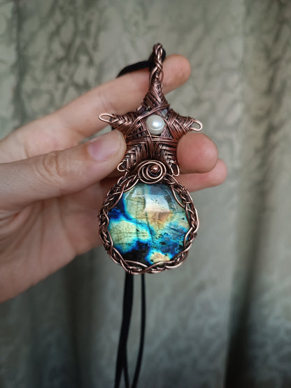 Starfish necklace.