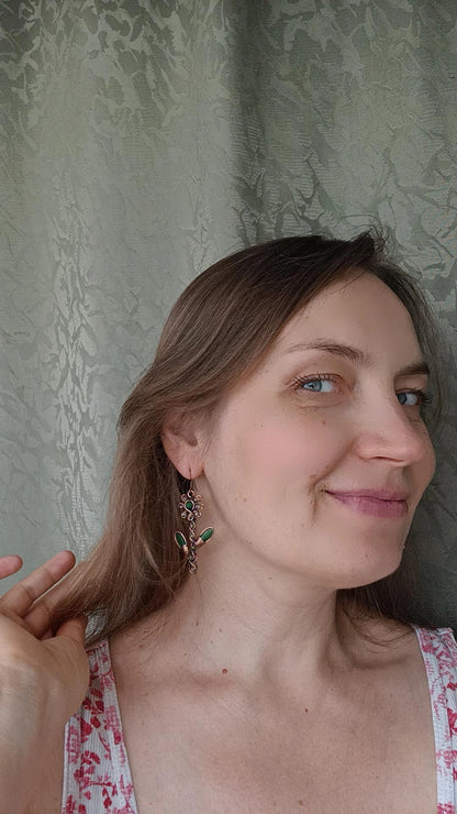 Green summer dangling earrings