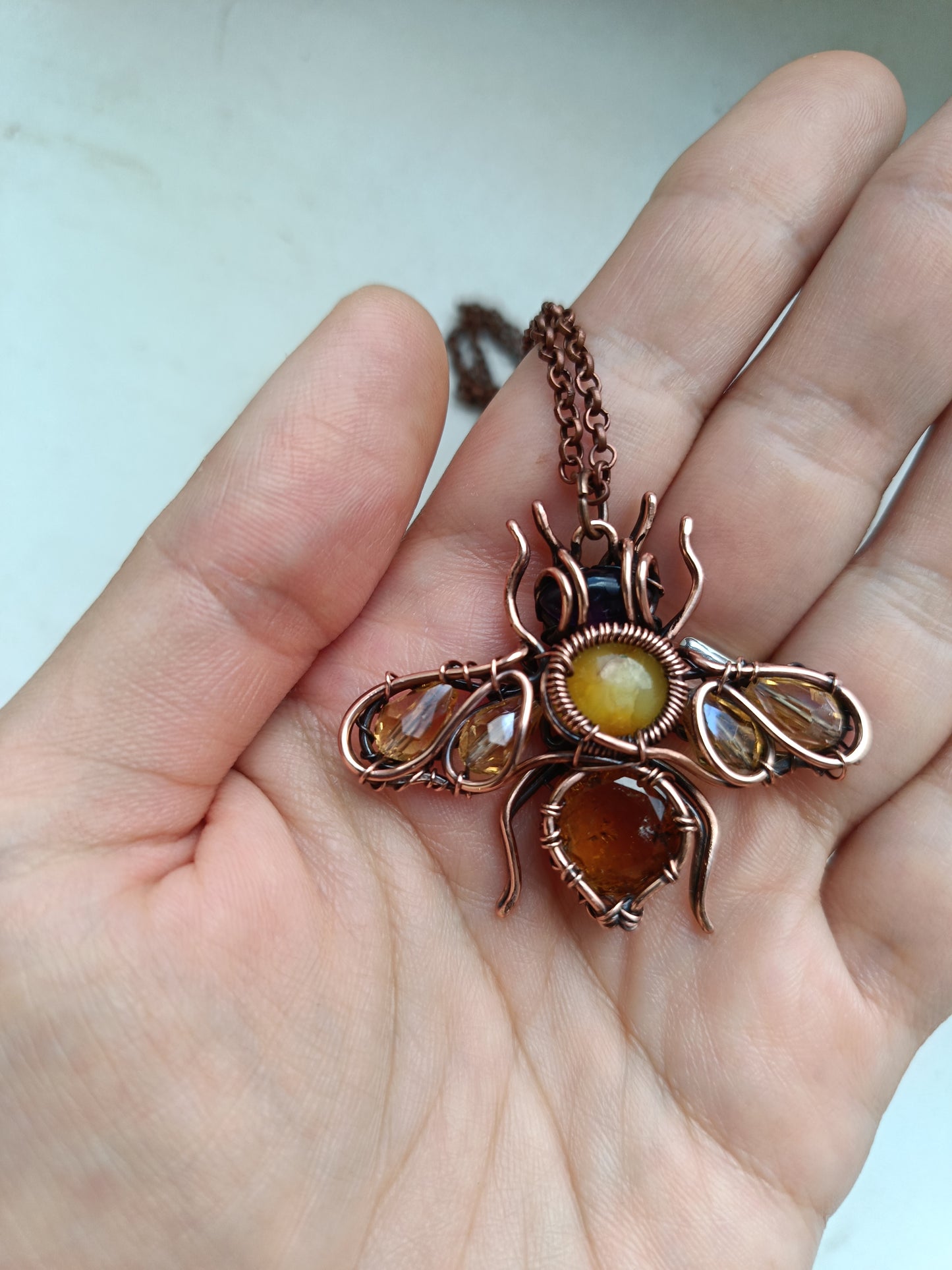 Honey bee charm