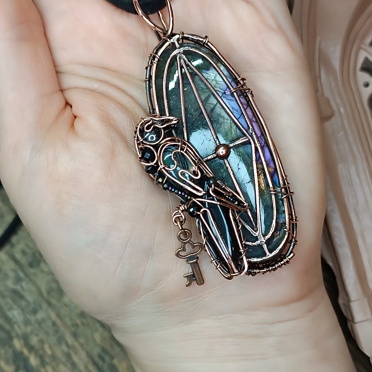 Mysterious window Secret keeper necklace