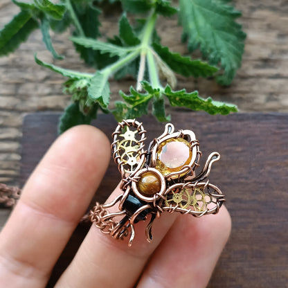 Golden cogs wings bee charm