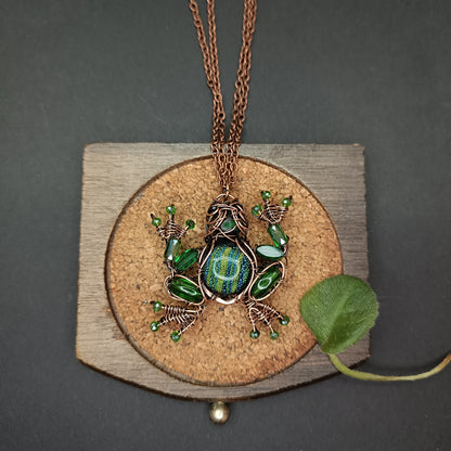 Green stripped glass froggy