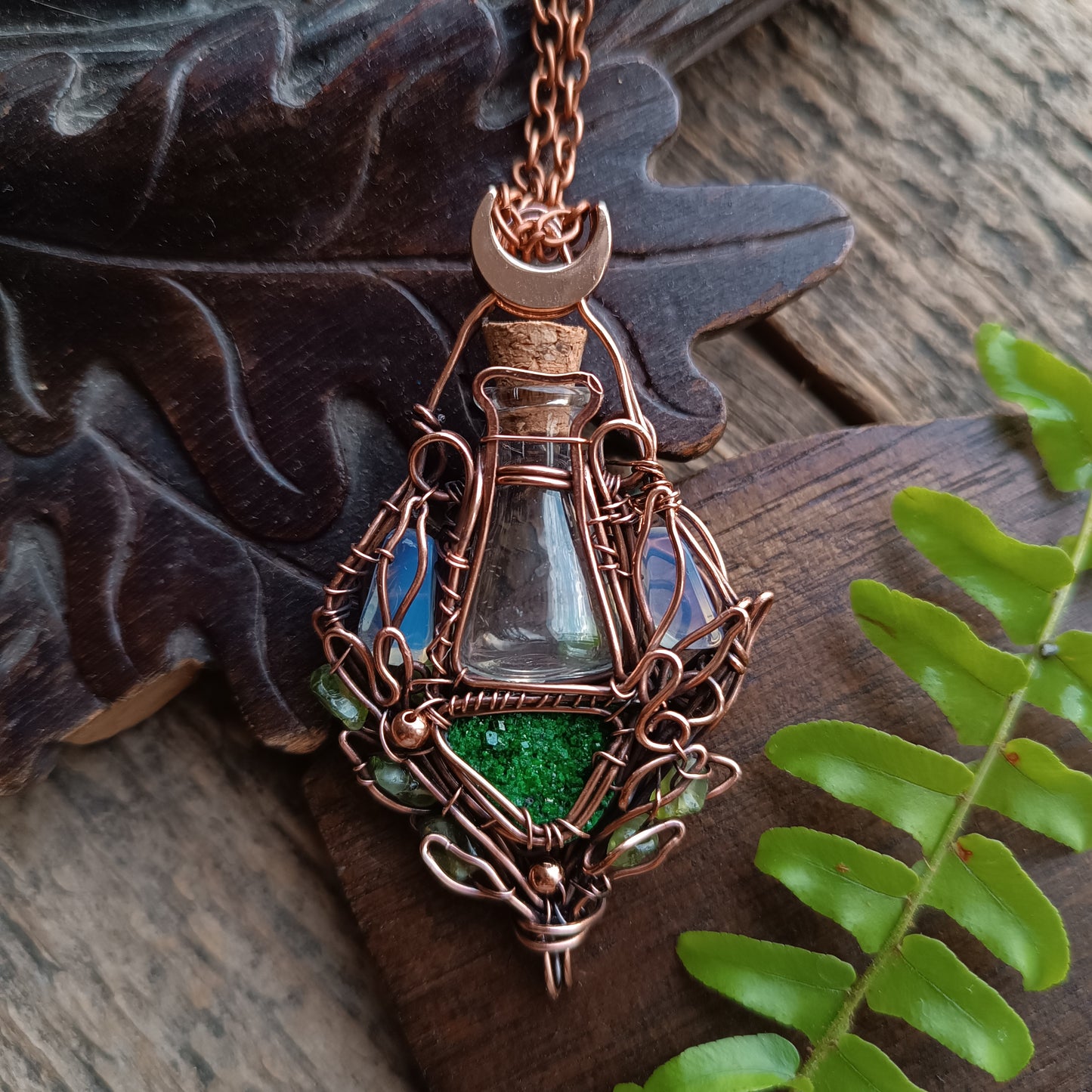 Green lantern. Vial necklace