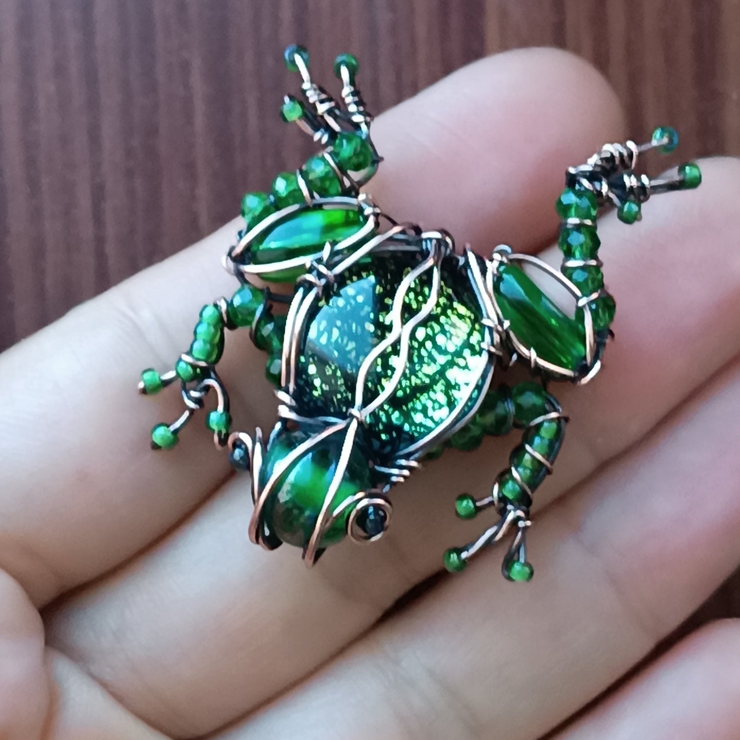 Froggy pendant
