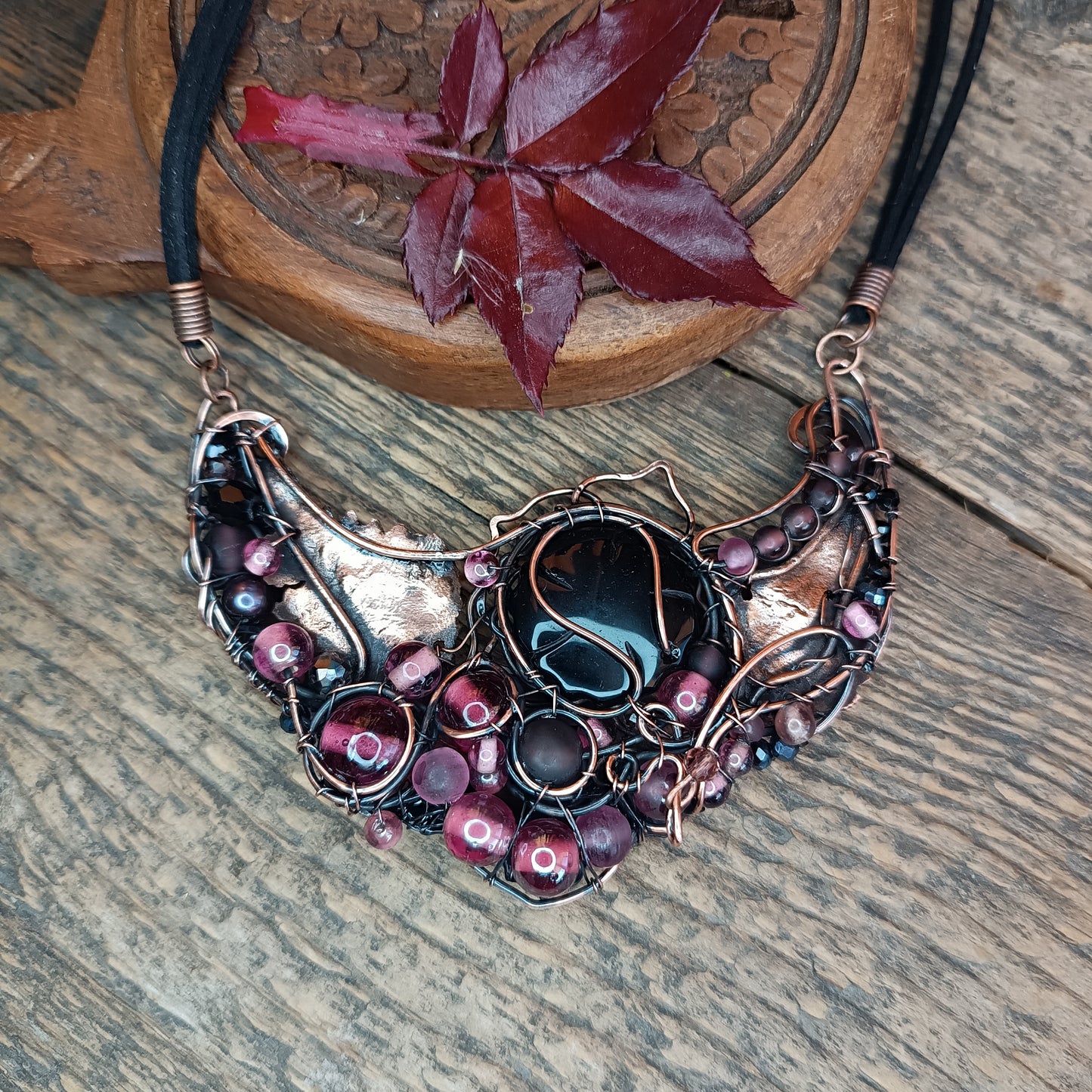 Night Queen. Statement necklace