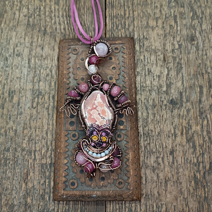 Pink smiling cat necklace🩷😻