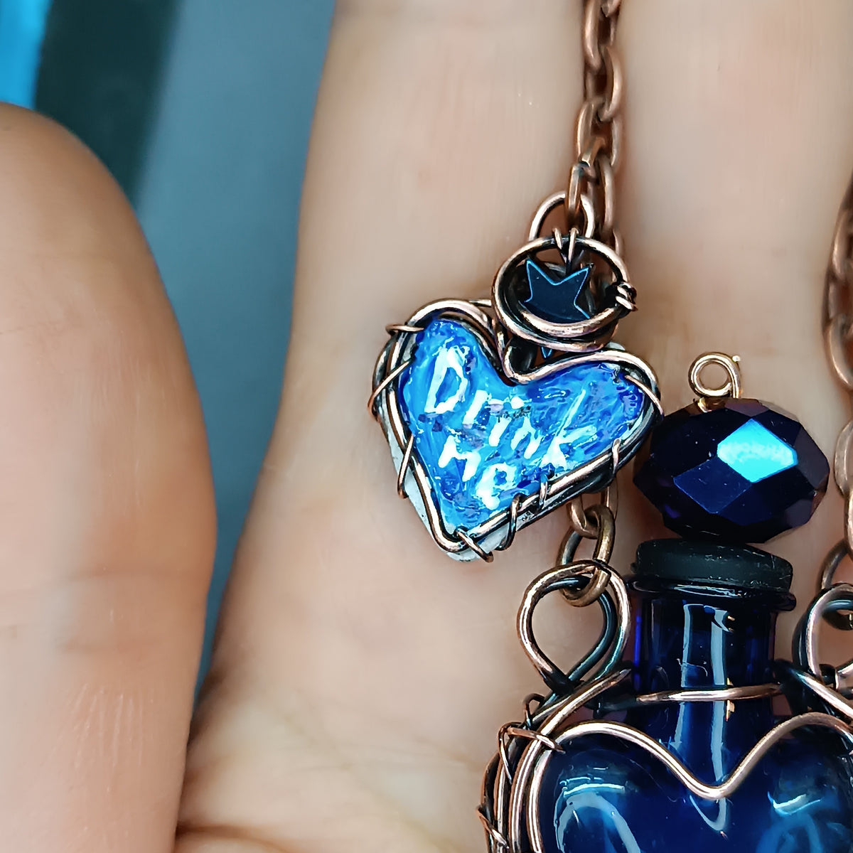 Blue magical "Drink me" bottle necklace💙