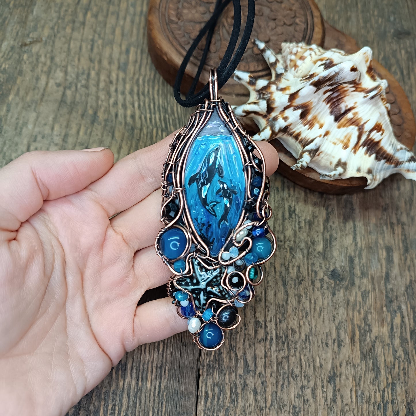 Orcas in the wild necklace