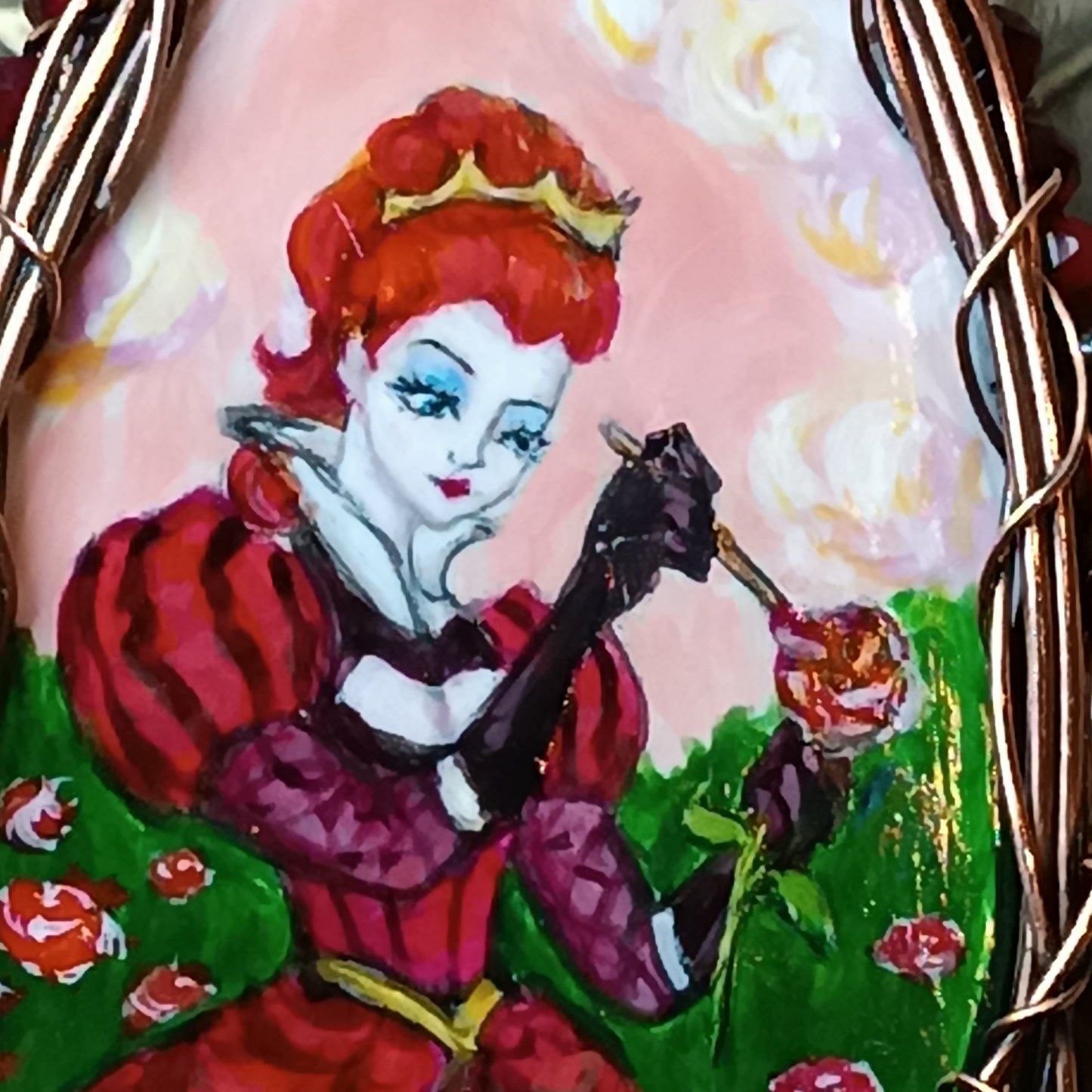 Queen of hearts necklace.