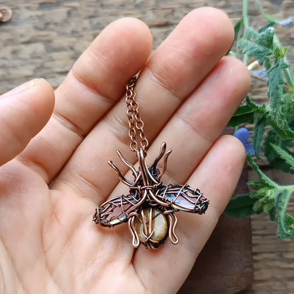 Morning sky wings bee charm
