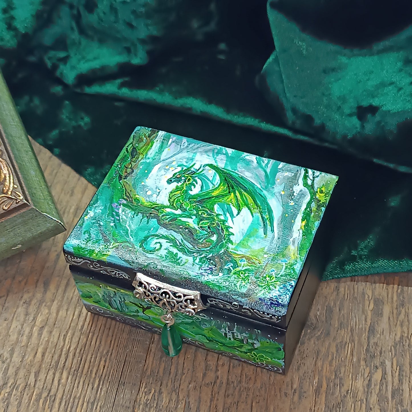 Forest dragon Treasures keeper.