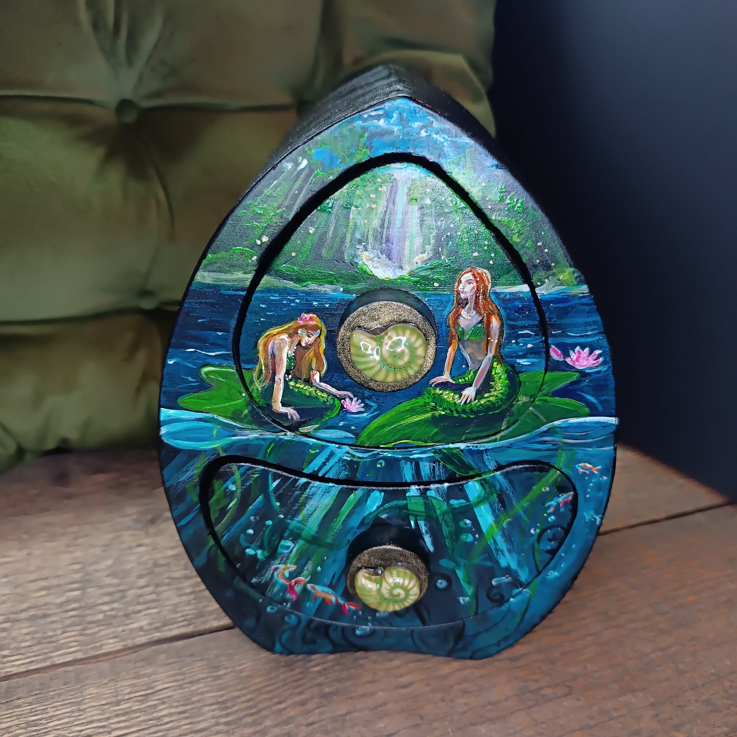 Mermiads. Little chest of drawers for your treasures.