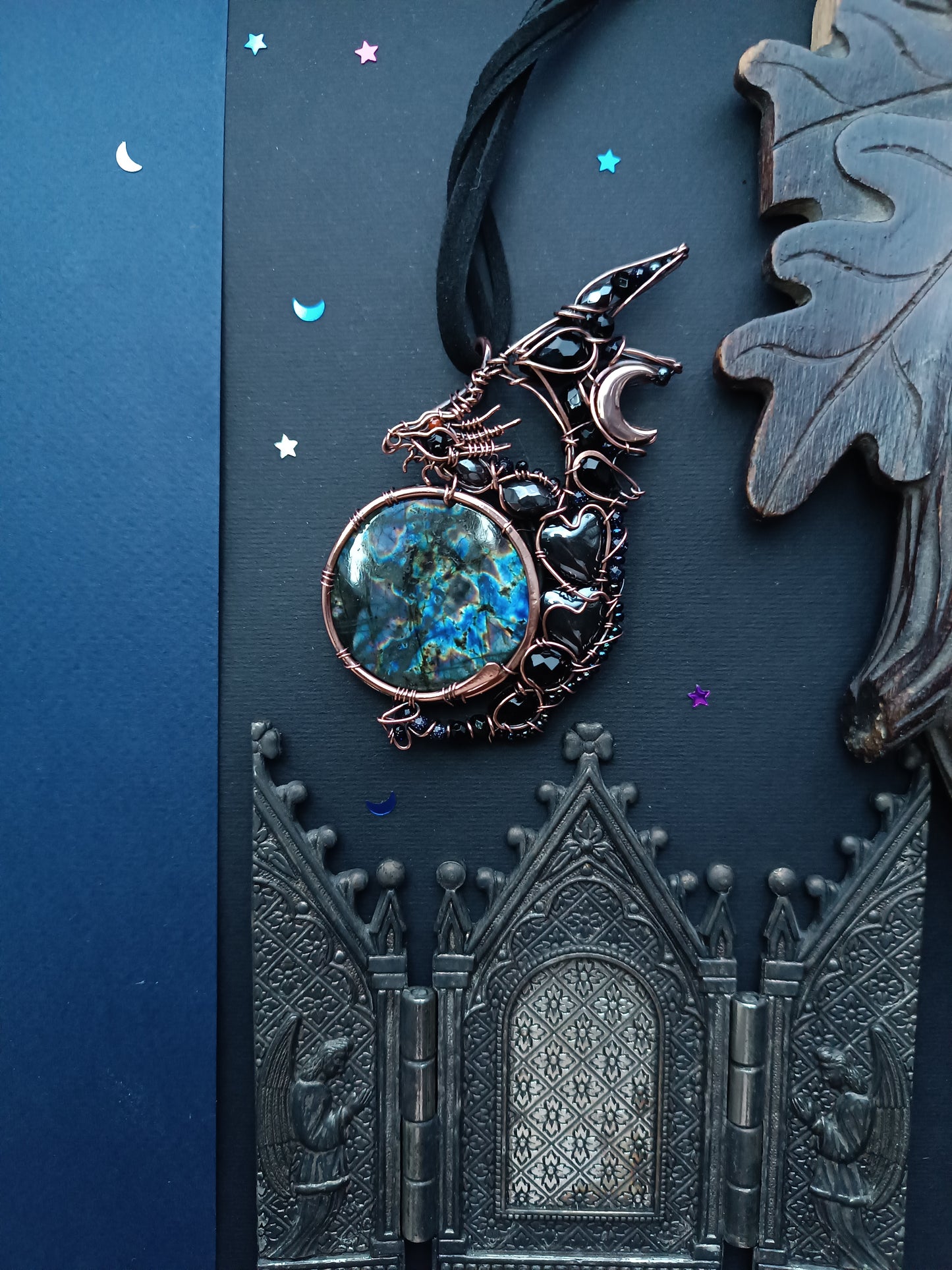 Wizard of the blue moon. Dragon necklace