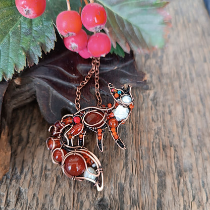 Swoopy tail foxy charm