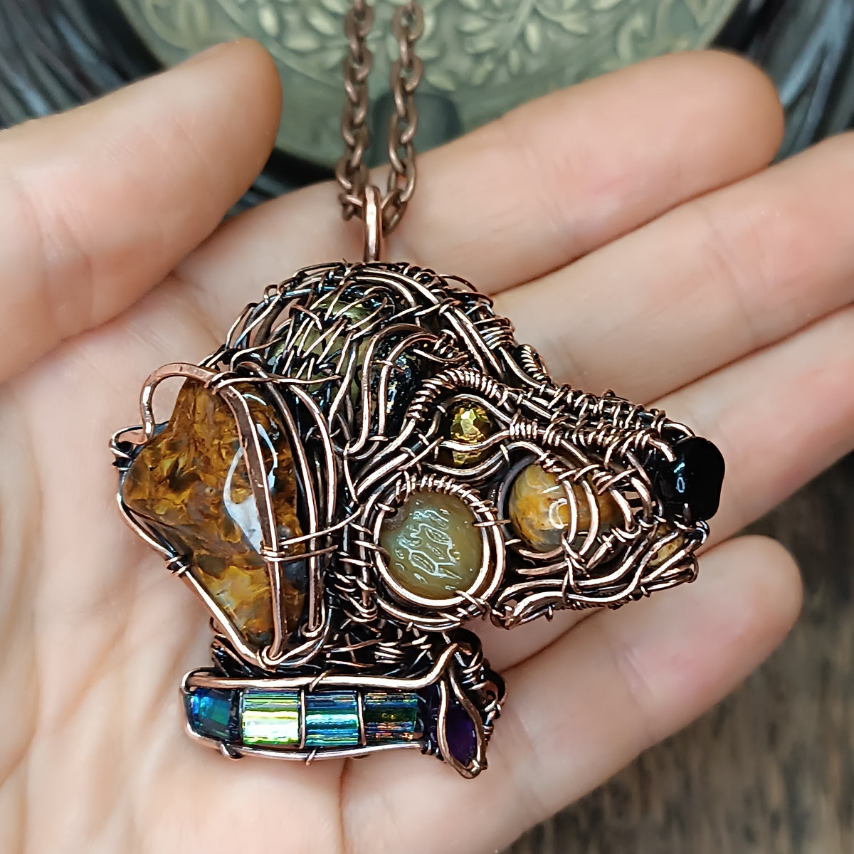 Yello lab necklace