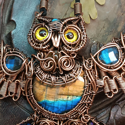 Statement Owl amulet necklace 🦉🪶
