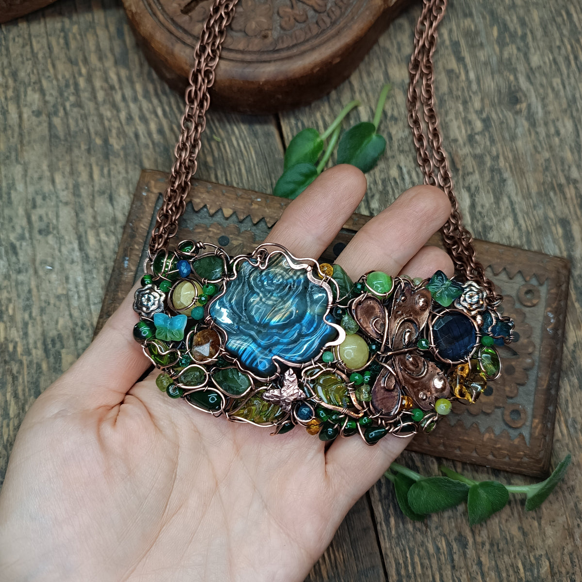 "Butterflies in the rose garden"💚🌹🦋