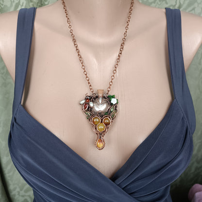 BEEnevolent Summer. Vial necklace