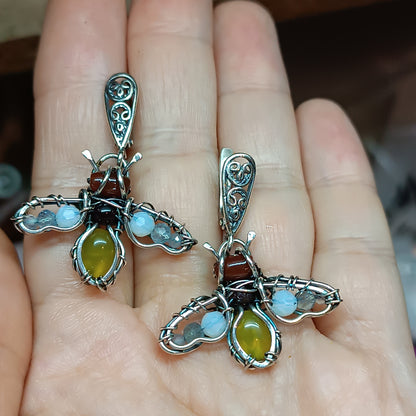 Silver bee earrings