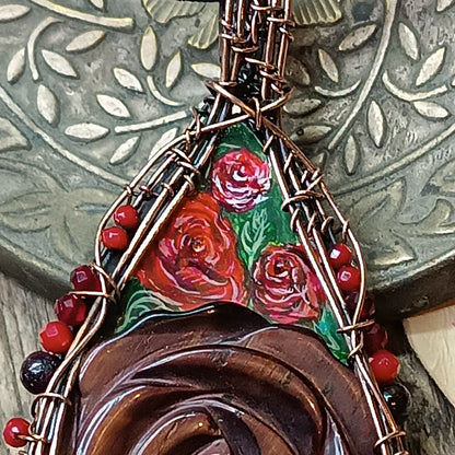 Queen of hearts necklace.