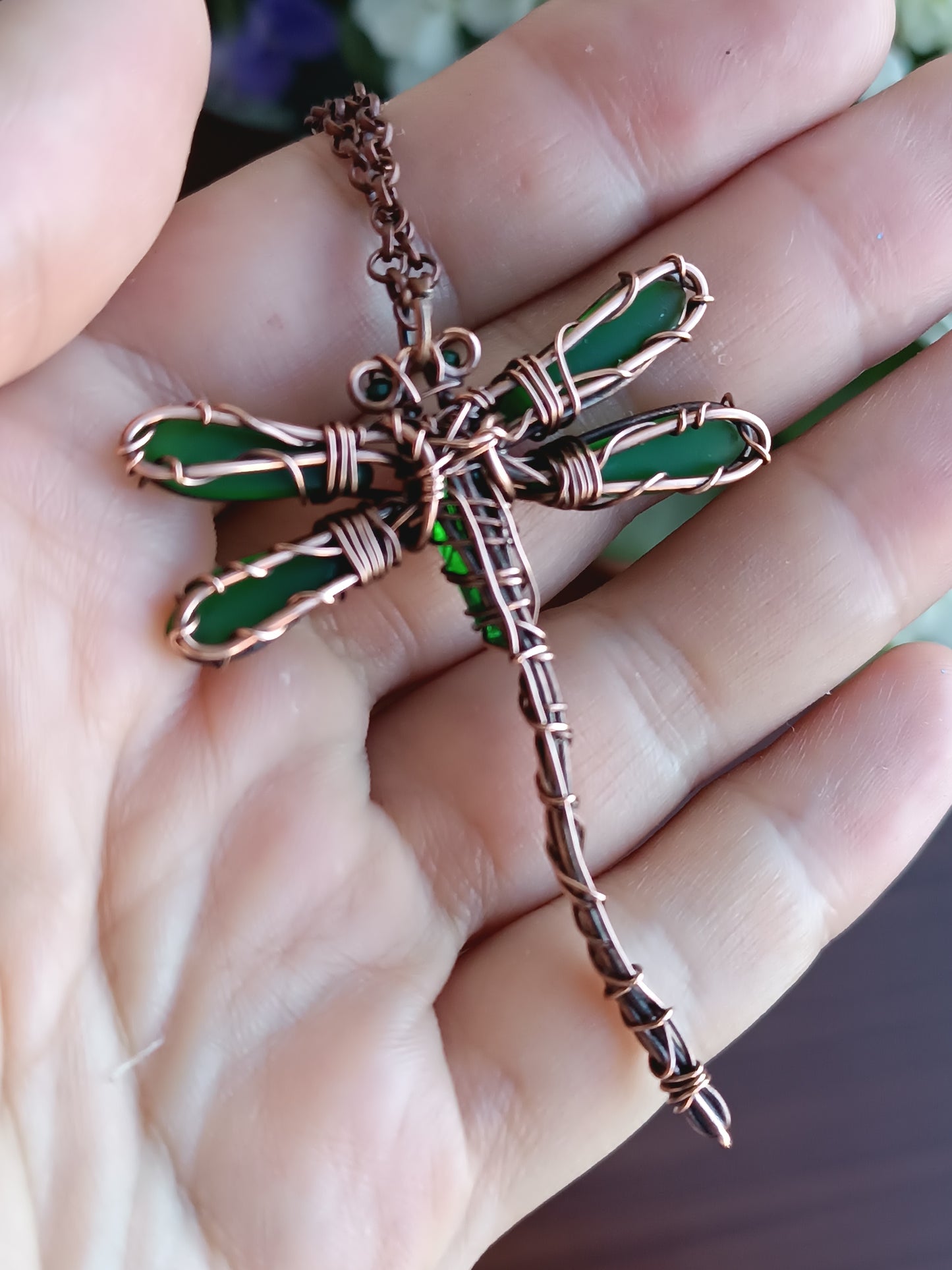 Green dragonfly charm