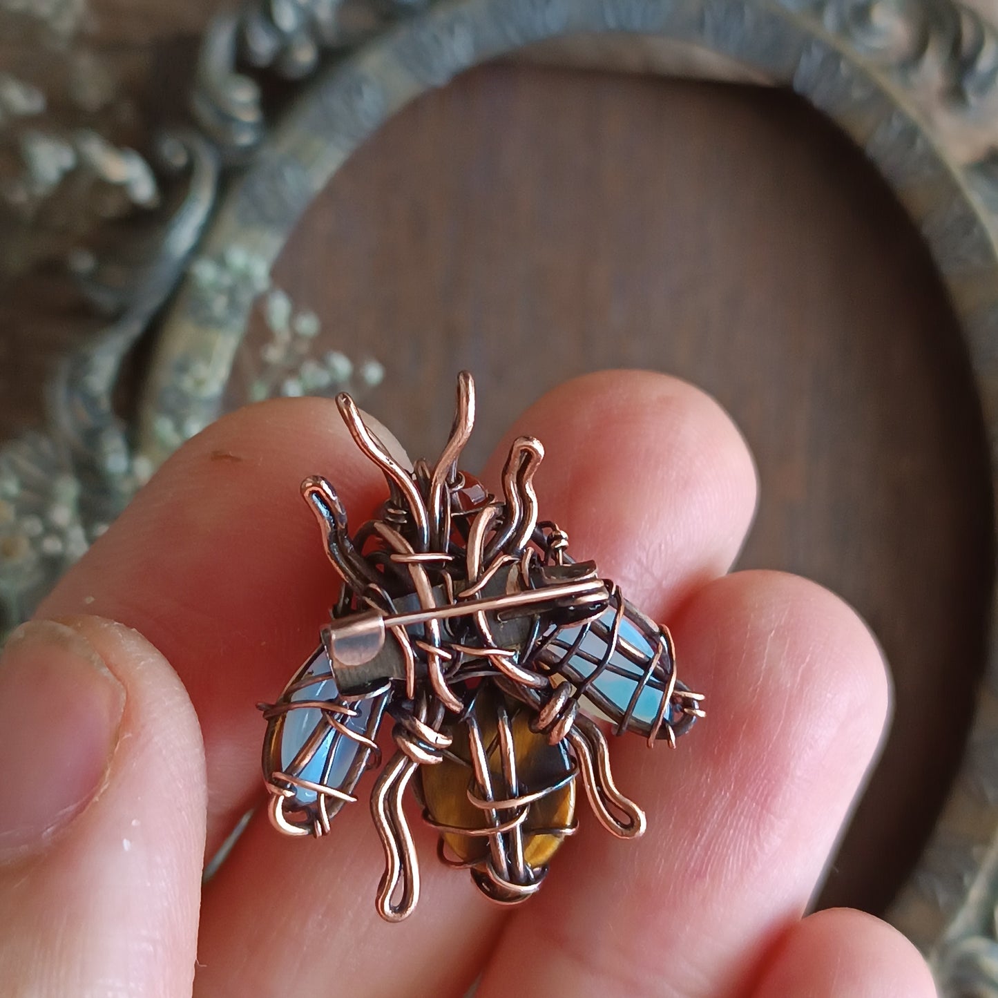 Cloudy sky wings bee PIN