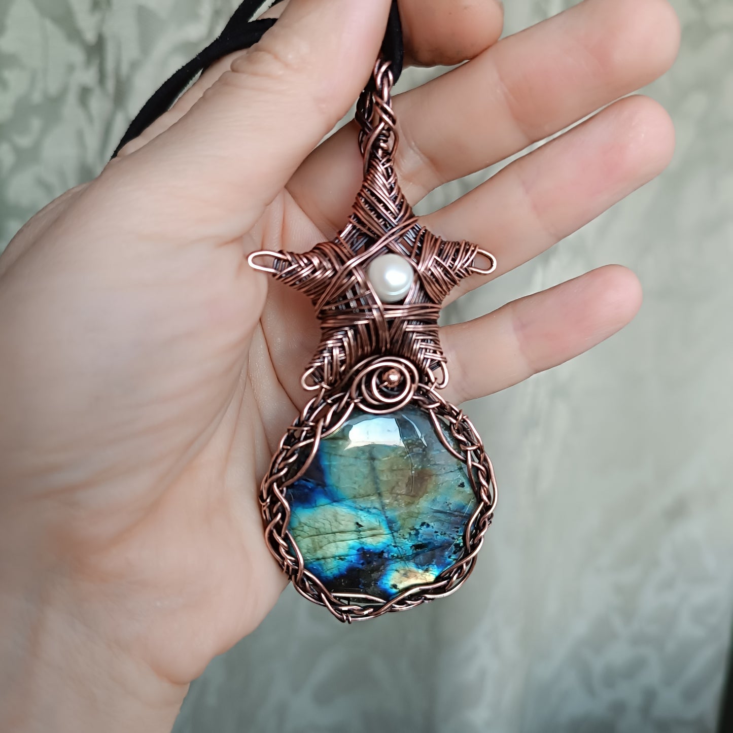 Starfish necklace.