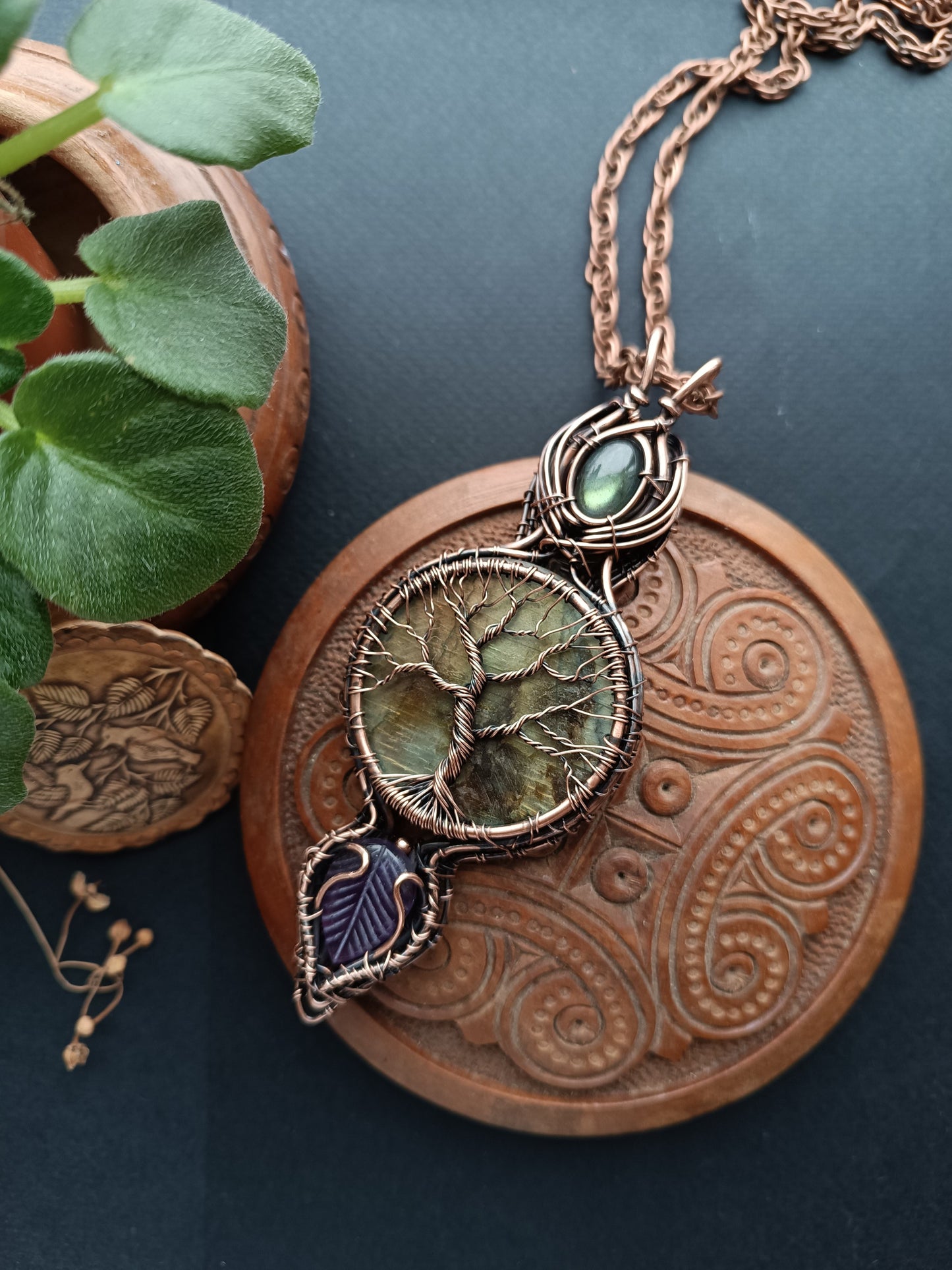 Reversible green labradorite Tree of life necklace.