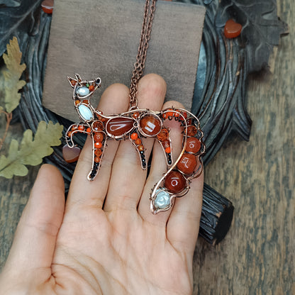 Foxy, the druid of the woodland 🦊🧡